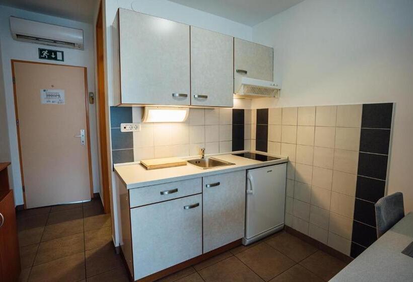 استودیوی استاندارد, Sobe Rooms Nataly