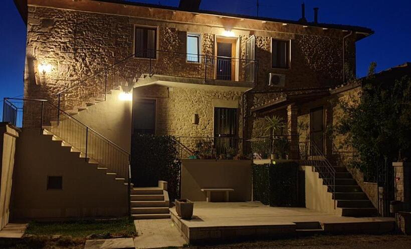 Quarto Estandar, San Paterno B&b