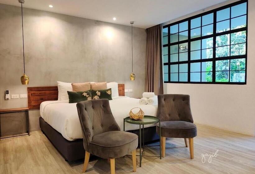 스위트 킹사이즈 침대, Gajib Bed&breakfast