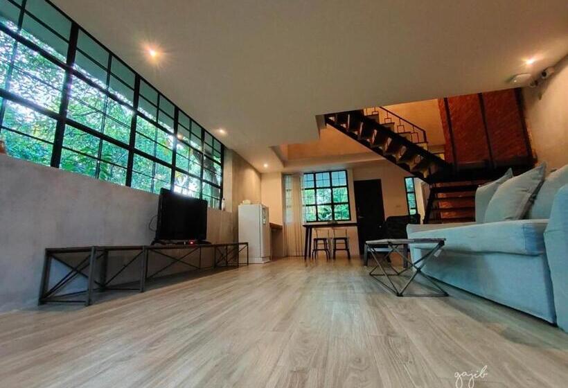패밀리 스위트, Gajib Bed&breakfast