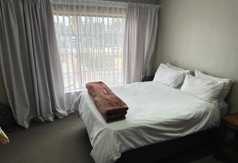 חדר סטנדרט, Favour Guest House