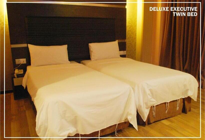 Quarto Executivo, Courtyard Hotel @ 1borneo