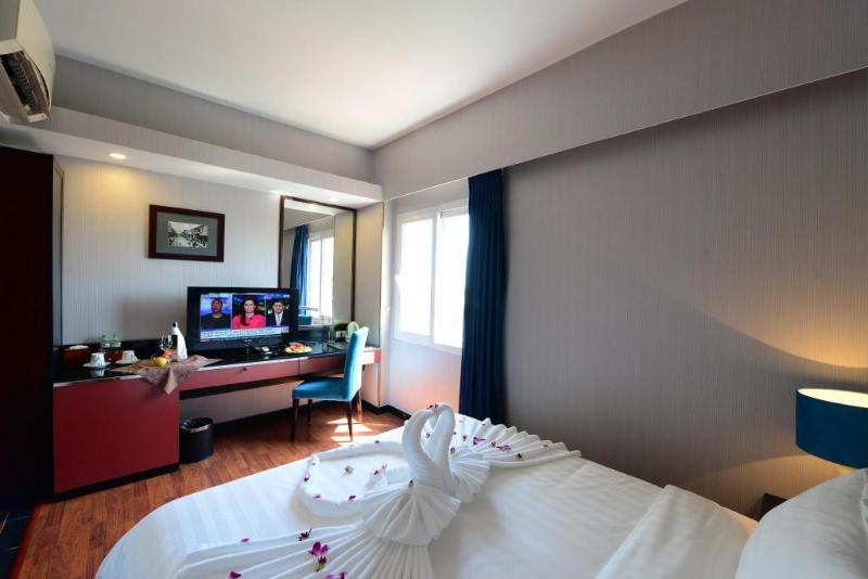 デラックスルーム, Ja Cosmo Hotel And Spa