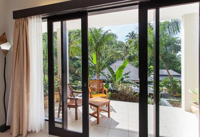 Семейный Номер, Kebun Villas & Resort
