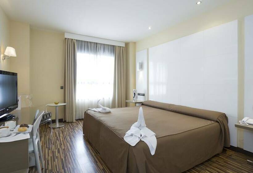 اتاق استاندارد برای معلولان, Malaga Nostrum Airport