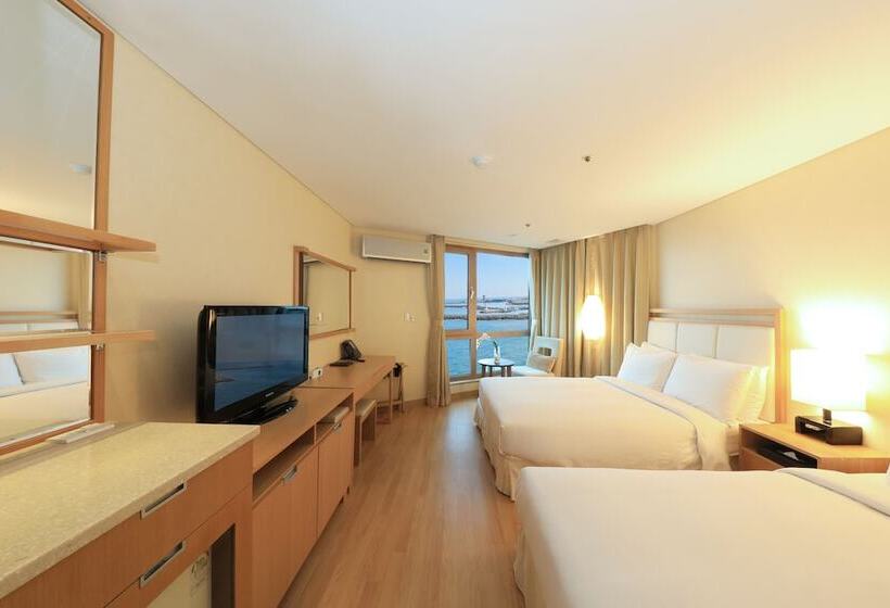 اتاق استاندارد با چشم‌انداز دریا, Ocean Suites Jeju