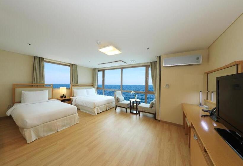 اتاق خانوادگی با چشم‌انداز دریا, Ocean Suites Jeju