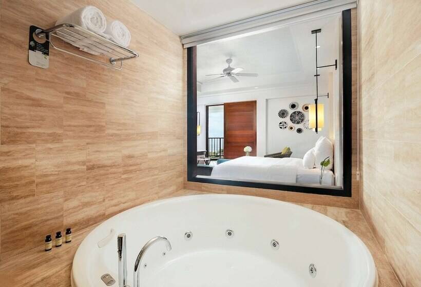 阁楼套房, Pullman Danang Beach Resort