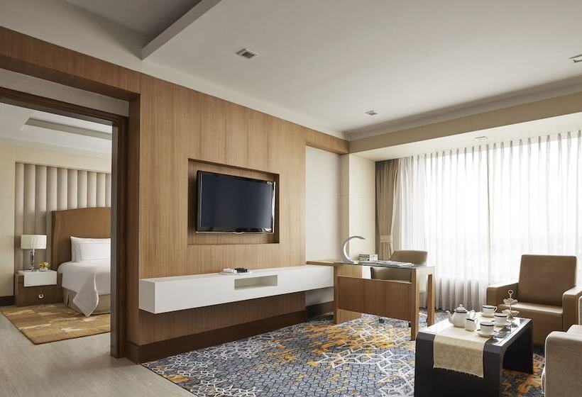 Люкс Повышенной Комфортности, Taj Hotel & Convention Centre, Agra