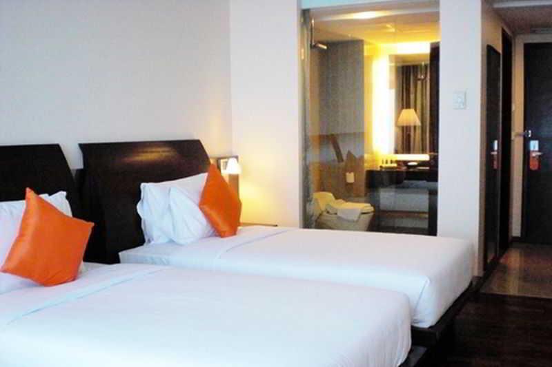 اتاق لوکس, The Luxton Bandung