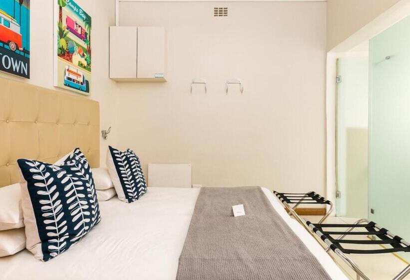 Апартаменты 3 Спальни, Camps Bay Village   Studios And Apartments