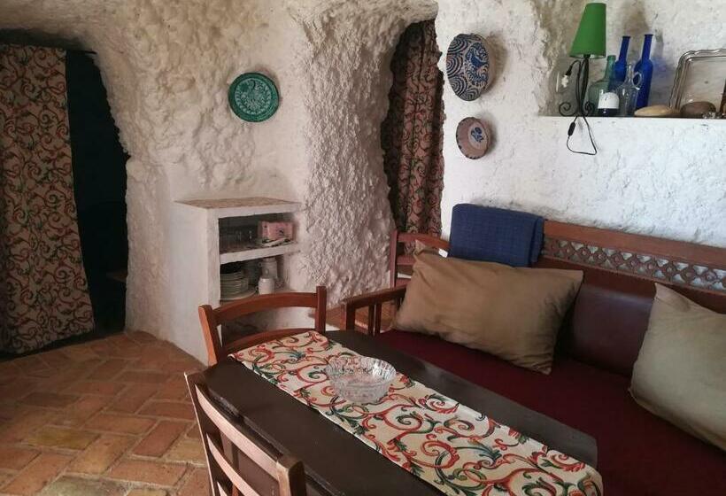 Дом 1 Спальня, Cueva El Madrono