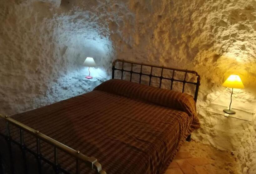 Дом 1 Спальня, Cueva El Madrono