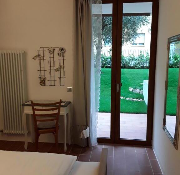 اتاق استاندارد اینتریور, Villa Degli Olivi Relais