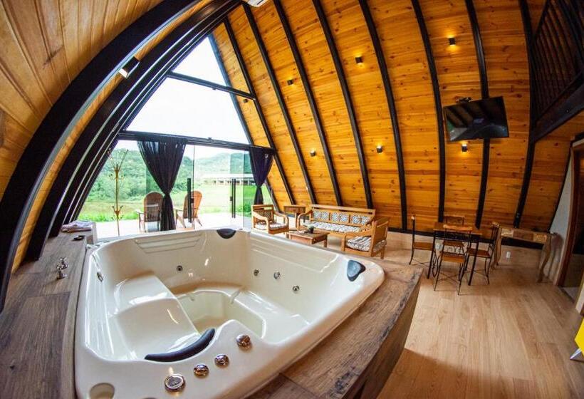 کلبه ییلاقی, Cachoeira Paraiso