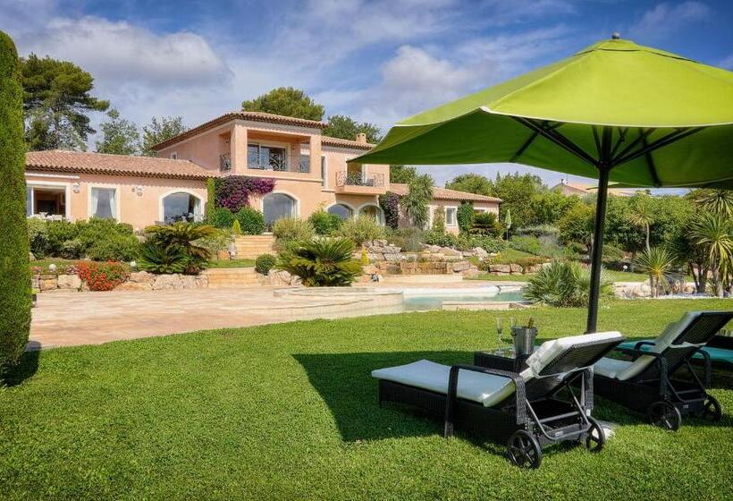 Quarto Estandar Cama King, Havre De Paix 5 étoiles Prestige Jacuzzi, Hammam, Sauna, Piscine Chauffée Mougins Cannes Grasse