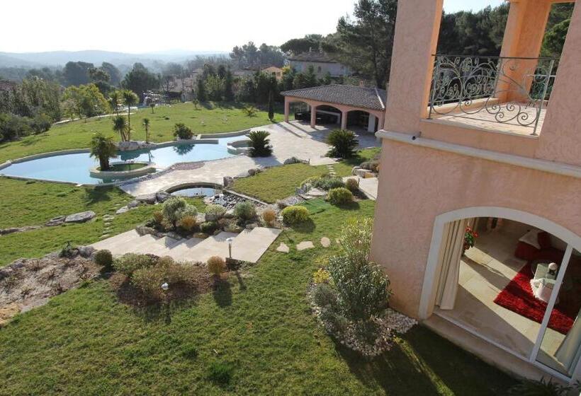 Quarto Estandar com Hidromassagem, Havre De Paix 5 étoiles Prestige Jacuzzi, Hammam, Sauna, Piscine Chauffée Mougins Cannes Grasse