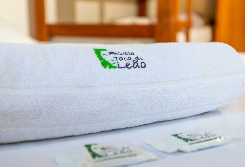 Quarto Quádruplo Estandar, Sitio Toca Do Leao