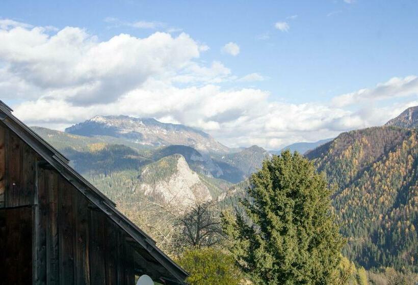 اتاق استاندارد با چشم‌انداز کوهستان, Kmetija Matk