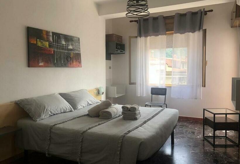Номер Стандарт, B&b Cardedu