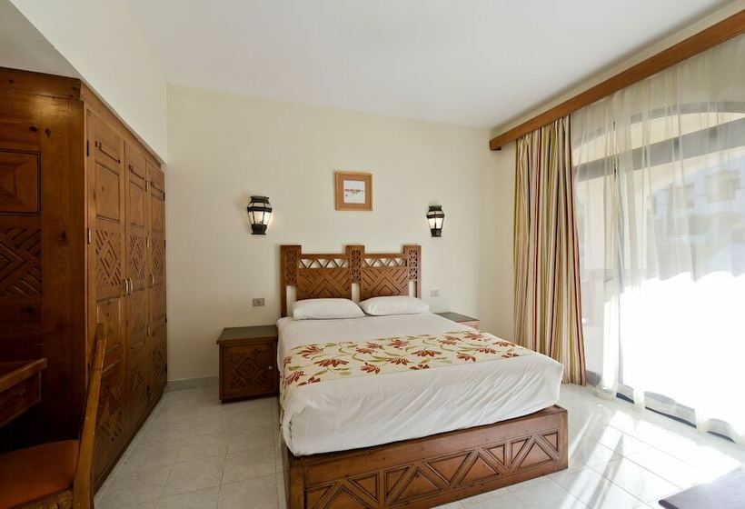 کلبه ییلاقی, Amphoras Beach   Ultra All Inclusive