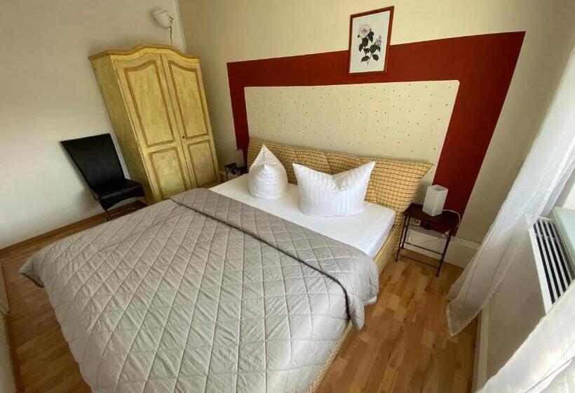 Апартаменты 1 Спальня с Балконом, Aparthotel  Zur Müritz