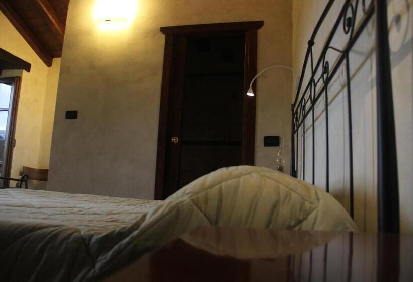 Номер Deluxe с Балконом, Bed & Breakfast Triora Medievale