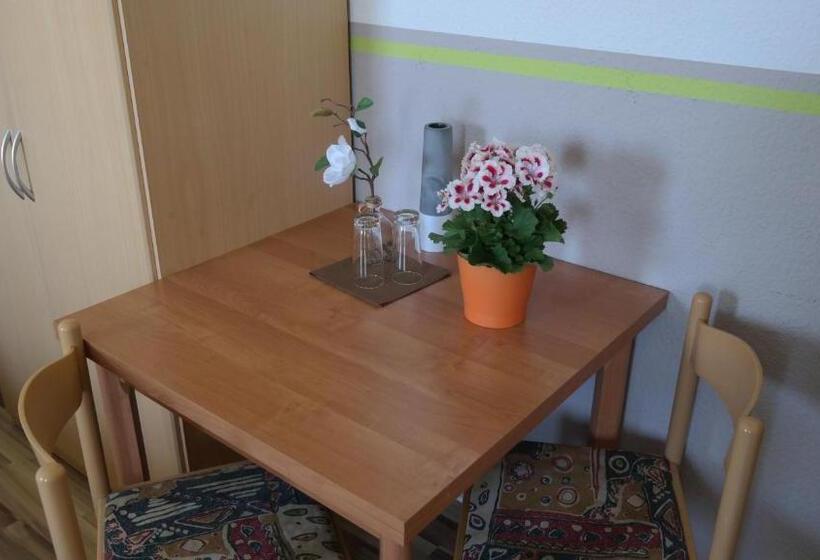 Номер Стандарт, Landpension Wendfeld