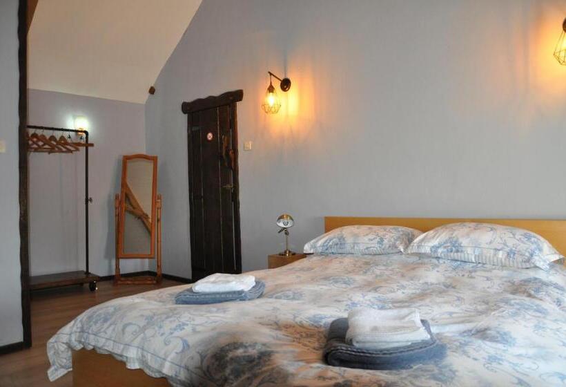 Quarto Estandar, La Vieille Laiterie