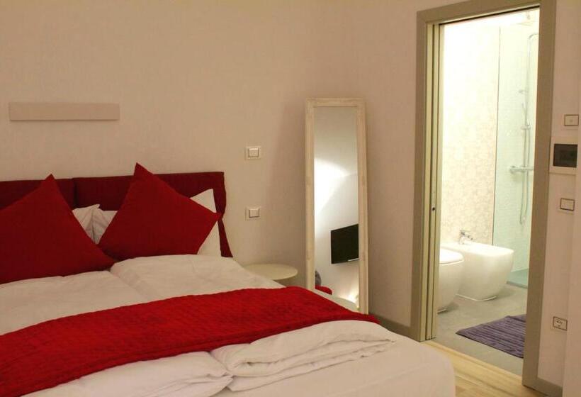 Quarto Estandar, B&b Perbacco Relax
