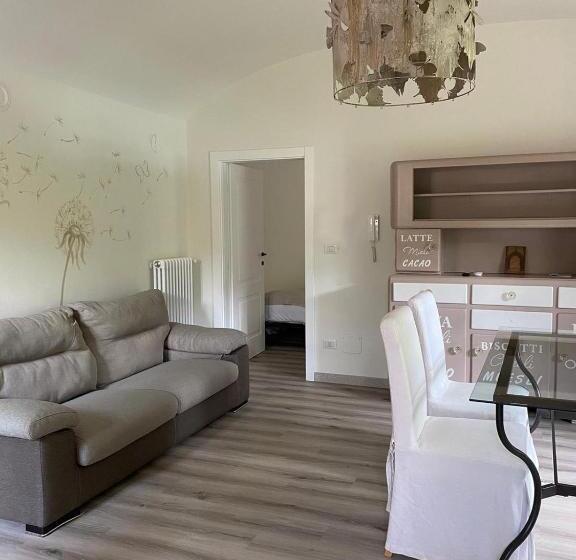 스탠다드 스튜디오 킹침대, Novecento Charming Room