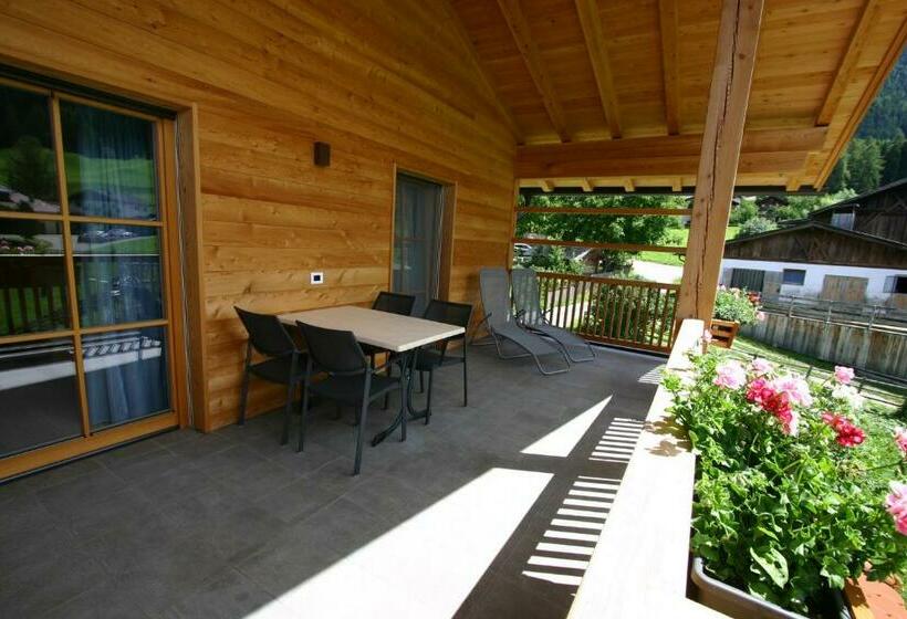 Apartamento 2 Dormitórios, Hilpoldhof