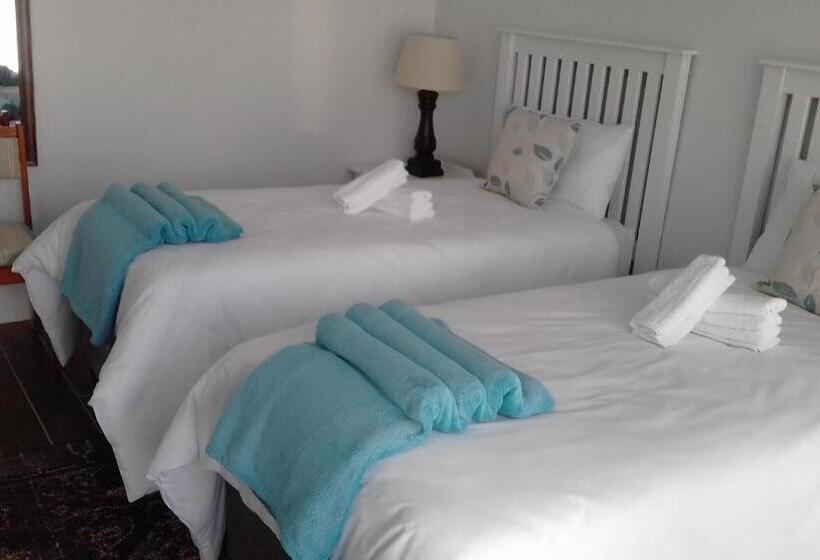 Номер Стандарт, Lucolo Palace B&b   Mthatha