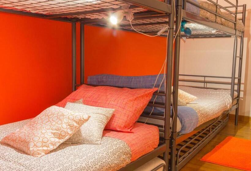 Четырехместный Номер Стандарт, La Stazione Per Dormire Guest House