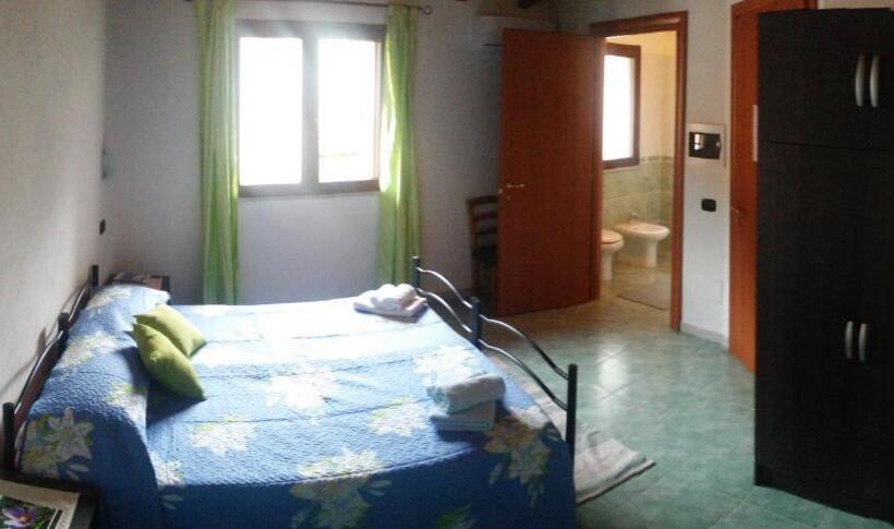 Quarto Quádruplo Estandar, B&b S Apposentu