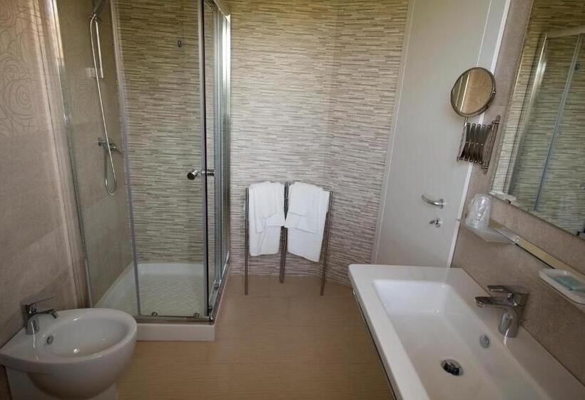 חדר סטנדרט לשלושה, B&b Olganna