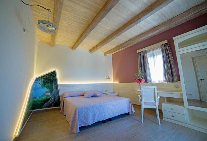Полулюкс Одноместный с Террасой, Agriturismo Frantoio Mafrica