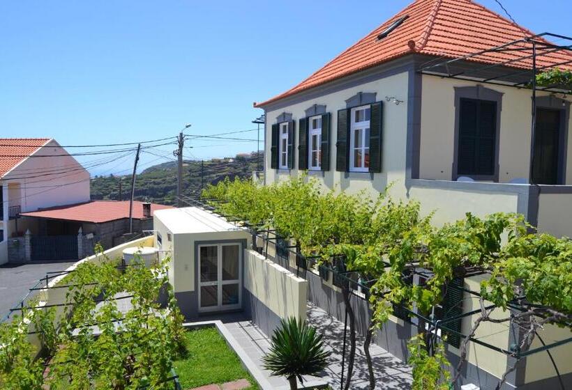 Номер Стандарт Совместная Ванная, Hostel Casal São João