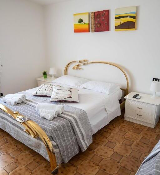 Номер Стандарт Трехместный, Queen S Bed & Breakfast