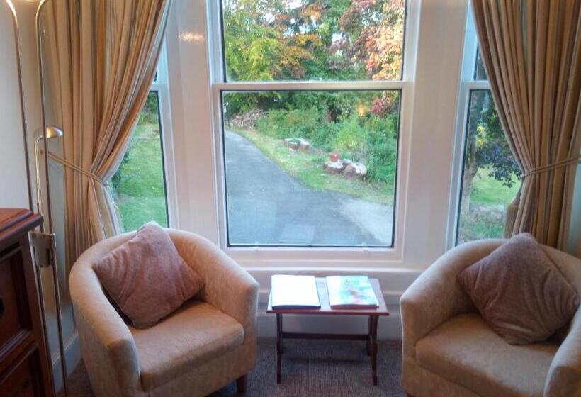 Quarto Estandar Vista Jardim, Strathview