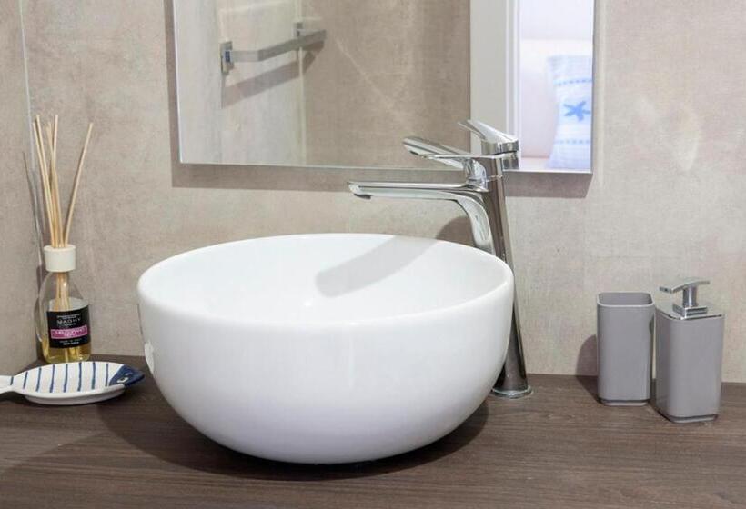 اتاق استاندارد با تراس, Valesmeralda Boutique Rooms