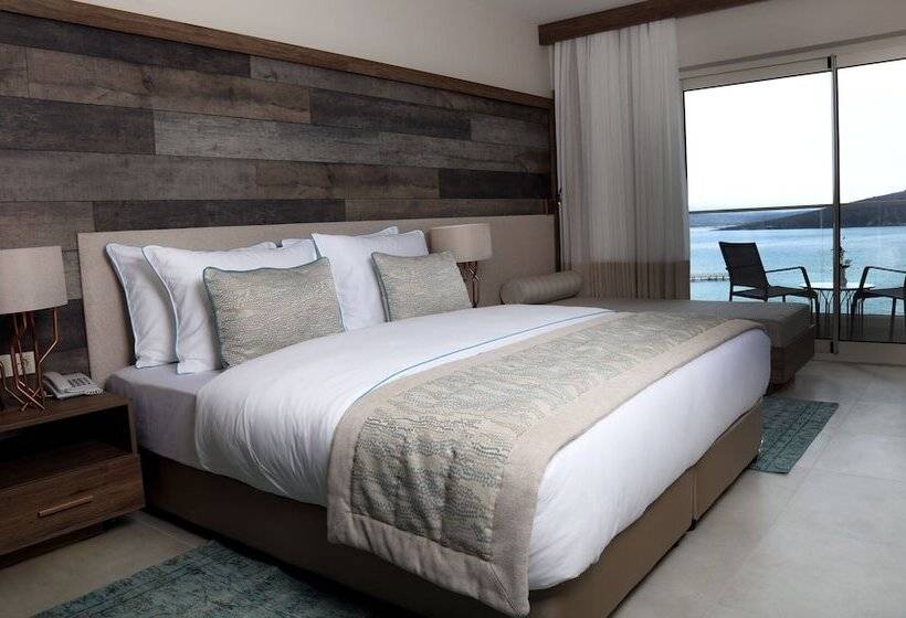 Номер Deluxe Вид на Море, Design Plus Seya Beach