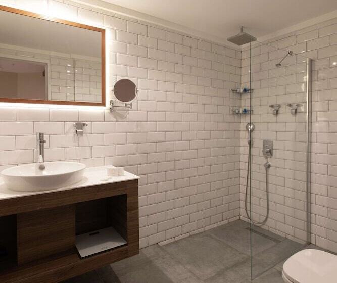 Quarto Superior Vista Mar, Design Plus Seya Beach