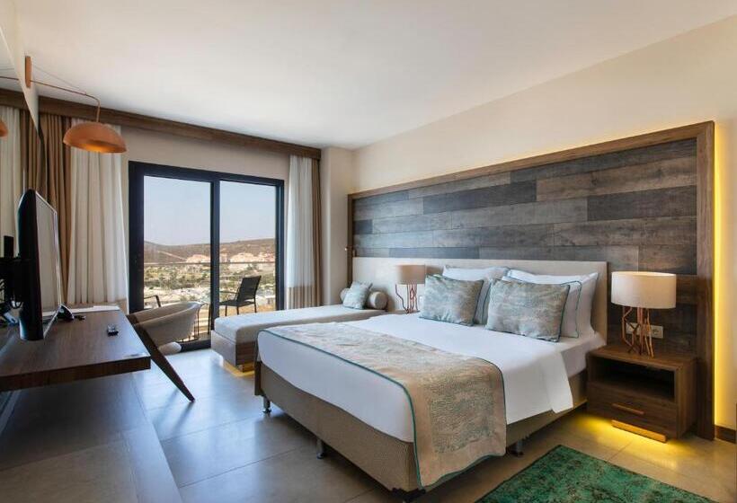 Номер Superior Вид на Море, Design Plus Seya Beach