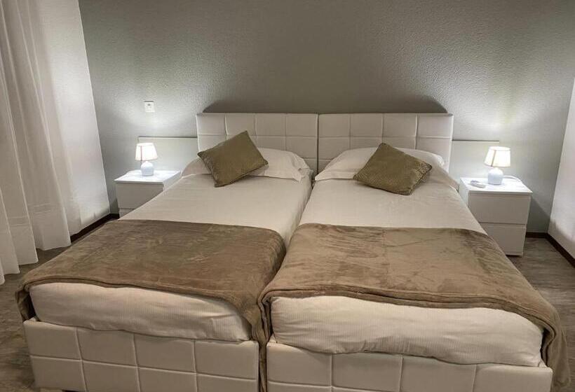 Семейный Номер Deluxe, Albergo Stazione