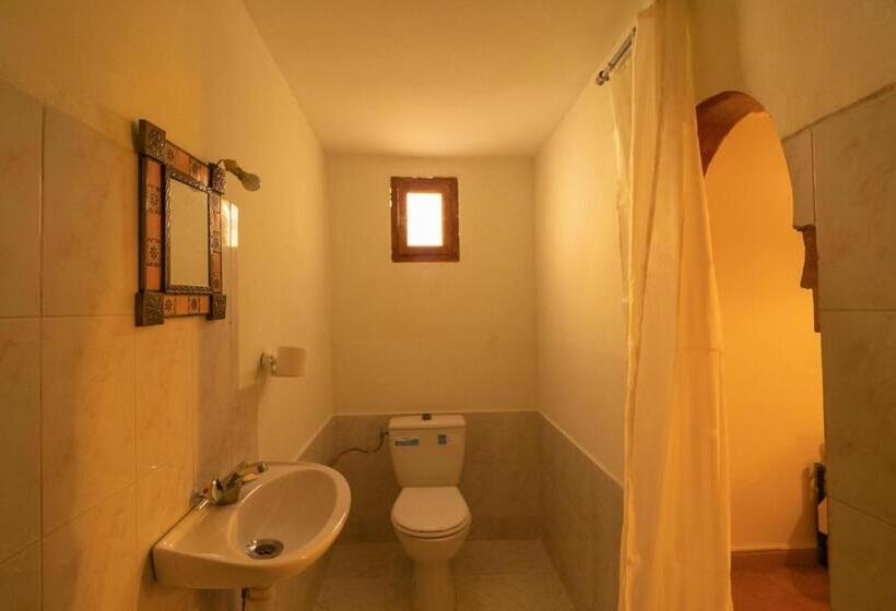 اتاق خانوادگی با چشم‌انداز باغ, Riad Kasbah Des Roches