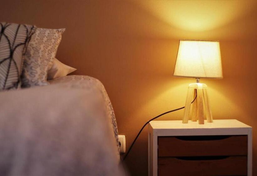 Трехместный Номер Стандарт с Балконом, Costa Norte Guesthouse