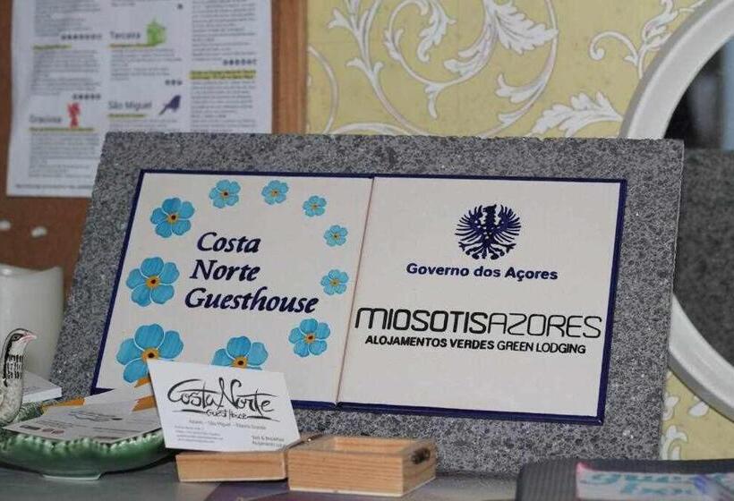 Трехместный Номер Стандарт с Балконом, Costa Norte Guesthouse