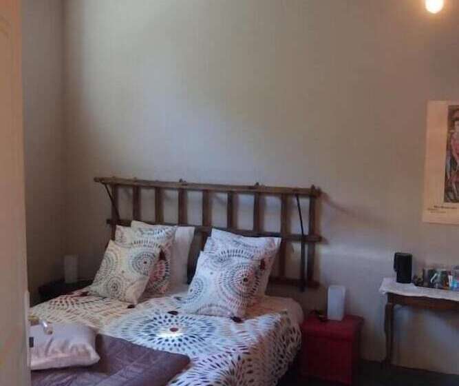 Номер Стандарт, Stuartlodge S