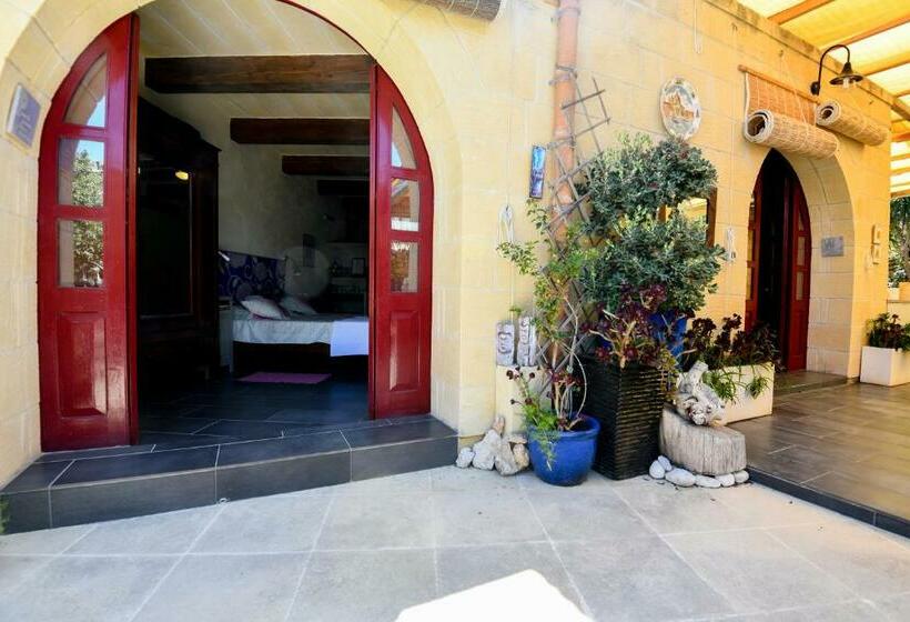 Deluxe Suite King Bed, Charming B&b Dar Ta Zeppi